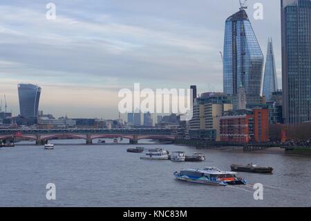 Ansicht von einem Blackfriars neuen Hochhauses an der South Bank, London Stockfoto