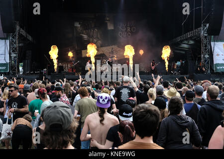 Die deutsche Power Metal Band In Extremo führt ein Live Konzert im Swiss Music festival Greenfield Festival 2017, Interlaken. Schweiz, 09.06.2017. Stockfoto