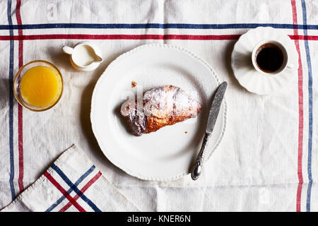 Kontinentales Frühstück, Ansicht von oben Stockfoto