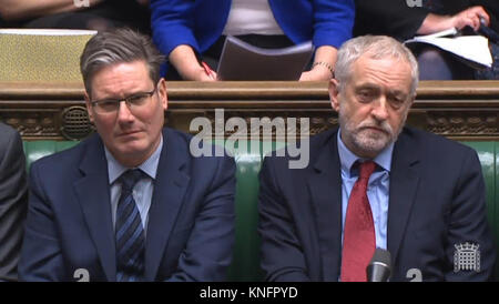 Der Führer der Jeremy Corbyn und Schatten Brexit Staatssekretär Sir Keir Starmer im Unterhaus, London. Stockfoto