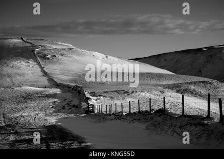 Schaf-/Lager Zaun im Schnee, Stockfoto