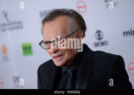 Larry King nimmt den 45. Internationalen Emmy Awards in New York Hilton am 20. November 2017 in New York City. Stockfoto