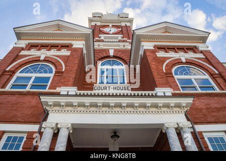 Monroe County Courthouse in Forsyth, Georgia, wurde 1896 errichtet und ist der viktorianischen Design. Es ist im National Register der Historischen Stätten aufgeführt. Stockfoto