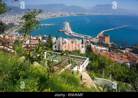 Der Rote Turm am Hafen von Alanya, Sehenswürdigkeiten, Türkische Riviera, Türkei Stockfoto