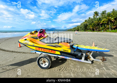 Die Rettungsschwimmer jetski am Four Mile Beach, Port Douglas, Far North Queensland, FNQ, QLD, Australien Stockfoto