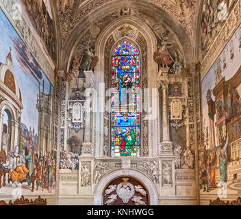 Filippino Lippi Fresken in der Cappella di Filippo Strozzi (Kapelle von Filippo Strozzi) in der Kirche von Santa Maria Novella, Florenz, Italien. Stockfoto