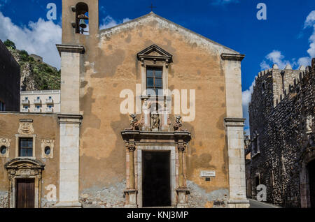 Von der Fassade des hl. Caterina Kirche in der Nähe von Taormina Sizilien Stockfoto