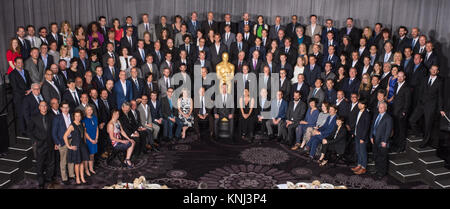 HOLLYWOOD, CA - Februar 02: Nominierten Mittagessen im Beverly Hilton, 2. Februar 2015 Für die 87 Oscars für herausragende Film Errungenschaften von 2014, der am Sonntag vorgestellt werden, 22. Februar 2015, an der Dolby Theater und durch die ABC Television Network live am 22. Februar 2015 in Hollywood, California im Fernsehen übertragen. Personen: Gruppenfoto Nominierten Stockfoto