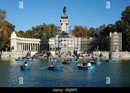 Denkmal Alfonsos XII, Parque del Retiro, Madrid. Stockfoto