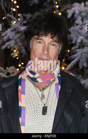 Rom, Italien. 12 Dez, 2017. Rom, Cinecittà Studios, super Weihnachten Film Premiere. Im Bild: Ronn Moss Credit: Unabhängige Fotoagentur/Alamy leben Nachrichten Stockfoto