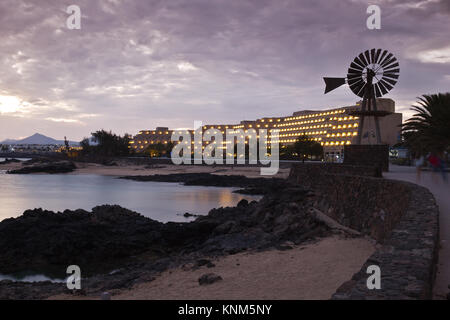 Sonnenuntergang auf Lanzarote, Kanarische Inseln, Spanien Stockfoto