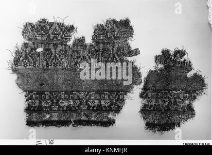 Ein ägyptisches Wolltextilfragment aus dem 6.-7. Jahrhundert, das Webtechniken und Materialverwendung demonstriert. Stockfoto