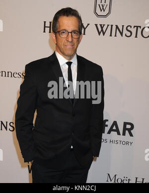 NEW YORK, NY - 11. Februar: Kenneth Cole besucht die 2015 amfAR Gala in New York Cipriani Wall Street am 11. Februar 2015 in New York City. Personen: Kenneth Cole Stockfoto