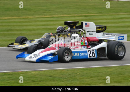 Chris Drake, Penske-Cosworth PC3, Johannes Inglessis, Lotus-Cosworth 72, Goodwood 73 MM März 2015, 73rd, 73 Mitglieder treffen, Chris McEvoy, CJM Foto Stockfoto