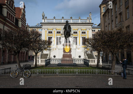 Leipzig Alte Börse Goethe Denkmal Architektur historische Figur Statue Thema berühmten Tourismus Reisen Closeup Name Gebäude Stockfoto