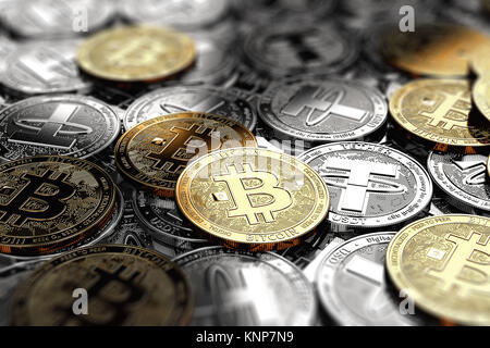Mehrere Bitcoins Verlegung auf Stapel von Silver Halteband Münzen. Bitcoin Verbindung mit Halteband Konzept. 3D-Rendering Stockfoto
