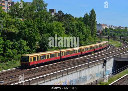 Stadt Eisenbahn, Behmstrasse, Mineralquelle, Mitte, Berlin, Deutschland, S-Bahn, Gesundbrunnen, Mitte, Deutschland Stockfoto