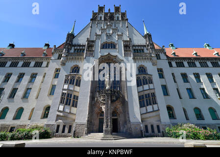 Amtsgericht Wedding, Mineralquelle, Mitte, Berlin, Deutschland, Amtsgericht Wedding Brunnenplatz, Gesundbrunnen, Mitte, Deutschland Stockfoto