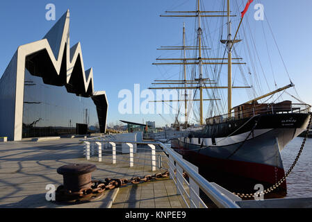 Das Glenlee-Stahlschiff dockte am Riverside Museum of Transport and Travel in Glasgow, Schottland, Großbritannien, Europa an Stockfoto