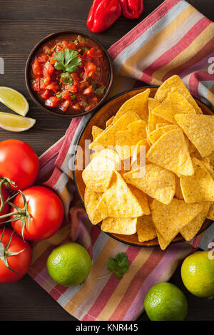 Mexikanische salsa Dip und nachos Tortilla Chips Stockfoto