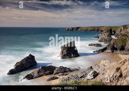 Rock Stapel an Carnewas an Bedruthan auf die dramatischen Cornwall Stockfoto