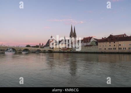 Sonnenuntergang in Regensburg, Deutschland Stockfoto