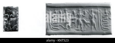 Ein Zylindersiegel und ein moderner Eindruck aus der MET-Sammlung, der einen Schlangengott und Götter mit Händen und Füßen in Form von Schlangen, Skorpionen und Ziegen darstellt und mesopotamische religiöse Ikonographie darstellt. Stockfoto