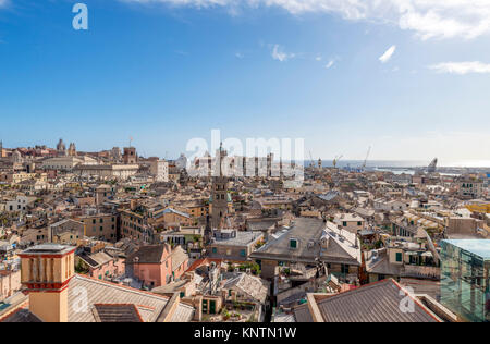 Blick auf die Altstadt vom Dach der Palazzo Rosso, Genua, Ligurien, Italien Stockfoto