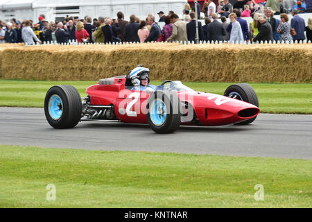 John Surtees, Ferrari 158, Goodwood Festival der Geschwindigkeit, 2014, 2014, Autosport, Autos, Festival der Geschwindigkeit, Goodwood, Goodwood Goodwood FoS, FoS, 2014, GRR Stockfoto