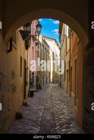 Terni, Italien - Das historische Zentrum von Terni, die zweitgrößte Stadt der Region Umbrien, Italien Stockfoto