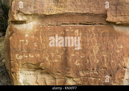 Petroglyphen, die bis zu 1.500 Jahre alt, Crow Canyon, New Mexico, USA Stockfoto