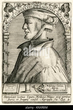 Henricus Cornelius Agrippa Med. & IC. EQU. Stemmate natus Ee, Medicus Magus atqy peritus Furis et Imperij. Konsul Agrippa fuj. 1538 Gravur von Heinrich Cornelius Agrippa (1486-1535) deutscher Okkultist und Autor von drei Büchern über okkulte Philosophie (De Helvetica Philosophia libri III). Stockfoto