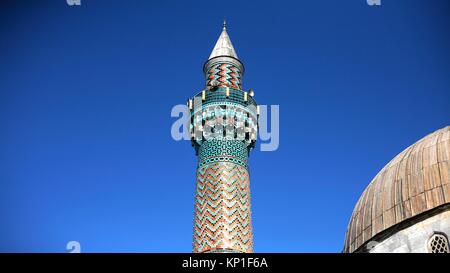 Fliesen- Minarett der Grünen Moschee (yesil Cami) in Nizäa (Iznik), Türkei Stockfoto