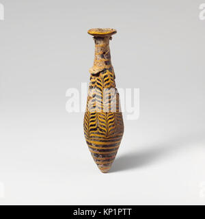 Dieser Alabastron aus Glas aus der MET-Kollektion ist eine antike Parfümflasche, die in Büchern und Illustrationen dokumentiert ist und zur Aufbewahrung von Duftstoffen verwendet wird. Stockfoto