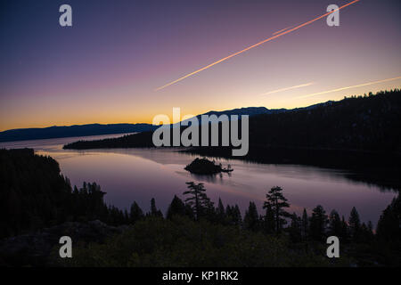 Sonnenaufgang in Emerald Bay Lake Tahoe Stockfoto