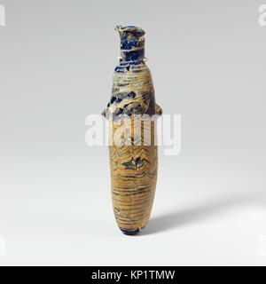 Eine Parfümflasche aus Alabastron aus Glas aus der MET-Kollektion, Katalognummer DP151191, die die Handwerkskunst von Glaswaren und das funktionale Design zur Aufbewahrung von Flüssigkeiten veranschaulicht. Stockfoto