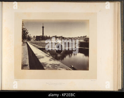 Kaserne Post, Place de la Bastille; Kanal Tunnel und Juli Spalte MET DP 161604 291461 Stockfoto