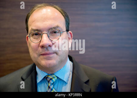 Düsseldorf, Deutschland. 13 Dez, 2017. Der neue CEO der landwirtschaftlichen Maschinenhersteller Claas, Hermann Lohbeck, in Düsseldorf, Deutschland, 13. Dezember 2017 fotografiert. Credit: Lisa Ducret/dpa/Alamy leben Nachrichten Stockfoto