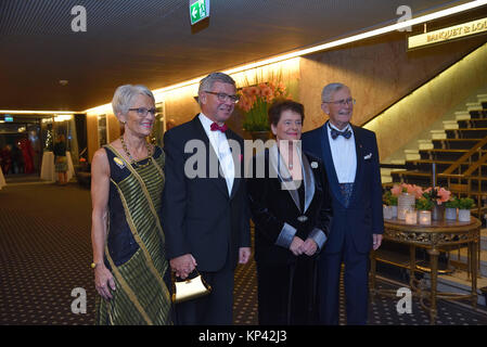 Oslo, Norwegen. 10 Dez, 2017. Ankunft der Gäste zu den Friedensnobelpreis und Veranstaltungsräume im Grand Hotel in Oslo. Credit: C) ImagesLive/ZUMA Draht/Alamy leben Nachrichten Stockfoto