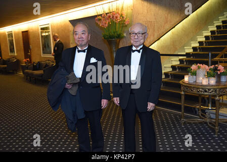 Oslo, Norwegen. 10 Dez, 2017. Ankunft der japanischen Gäste zu den Friedensnobelpreis und Veranstaltungsräume im Grand Hotel in Oslo. Credit: C) ImagesLive/ZUMA Draht/Alamy leben Nachrichten Stockfoto