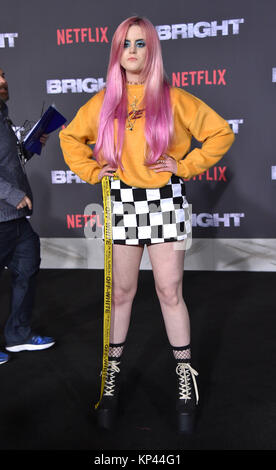 Westwood, Kalifornien, USA. 13 Dez, 2017. Kiiara kommt für die Premiere von Netflix's "Hell" im Village Theatre. Credit: Lisa O'Connor/ZUMA Draht/Alamy leben Nachrichten Stockfoto