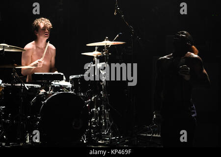 London, Großbritannien. 13 Dez, 2017. Ho 99 o9 live auf der Bühne im Electric Ballroom, Camden, London. Foto Datum: Mittwoch, 13. Dezember 2017. Credit: Roger Garfield/Alamy leben Nachrichten Stockfoto