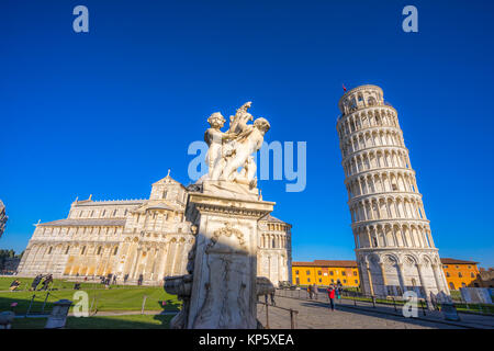 Pisa, der schiefe Turm. Toskana, Italien. Stockfoto