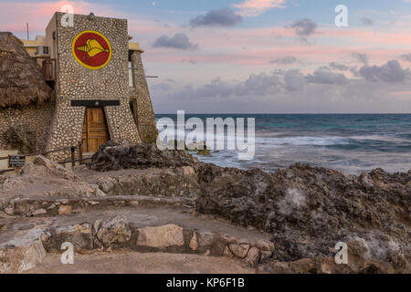 Kleines Gebäude einer Hotelanlage | Isla Mujeres | Mexiko Stockfoto