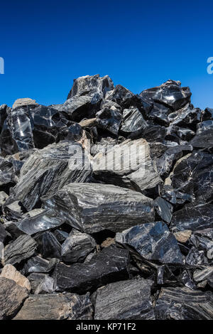 Entlang der Grossen Obsidian Flow Trail in Newberry National Volcanic Monument, Central Oregon, USA Stockfoto