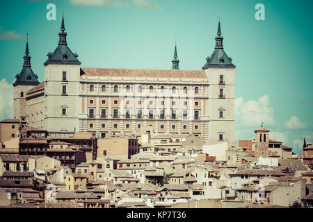 Toledo, Spanien Stadtbild Altstadt an der Alcazar. Stockfoto