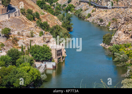 Toledo, Spanien Stadt Skyline auf den Tejo. Stockfoto