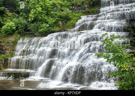 Eagle Cliff fällt bei Havanna Glen State Park New York Stockfoto