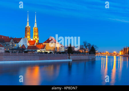 Dominsel in der Nacht in Wroclaw, Polen Stockfoto