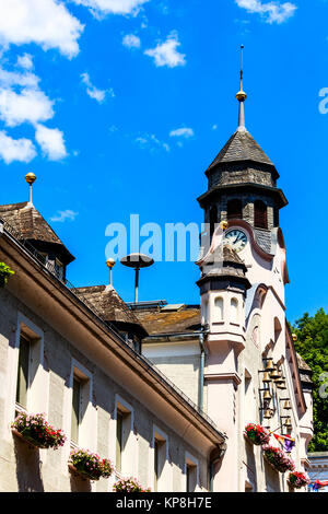 Altes Rathaus mit Glockenspiel in Bad Ems an der Lahn Stockfoto